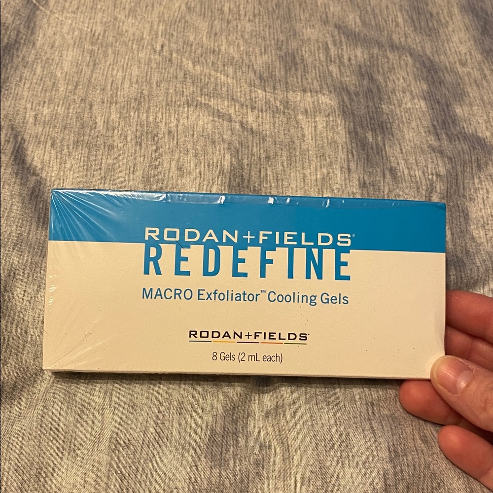 New Rodan + Fields MACRO Exfoliator Cooling Gels Pack (8 Gels/2 mL each)